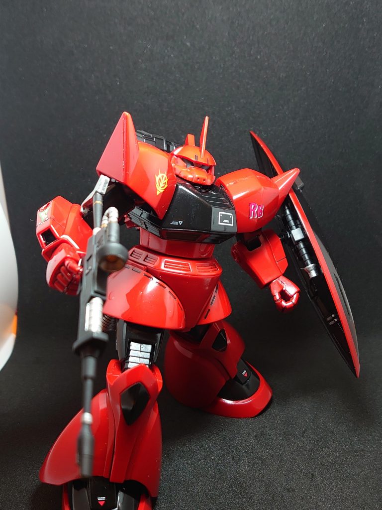 モノアイはシールでなく貼り付けしてます。