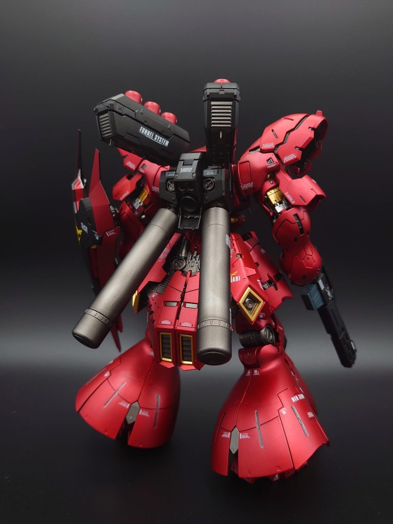 RGサザビーはとにかくかっこいいのでモールド追加やその他加工などは一切せずひたすら塗装を楽しみました。