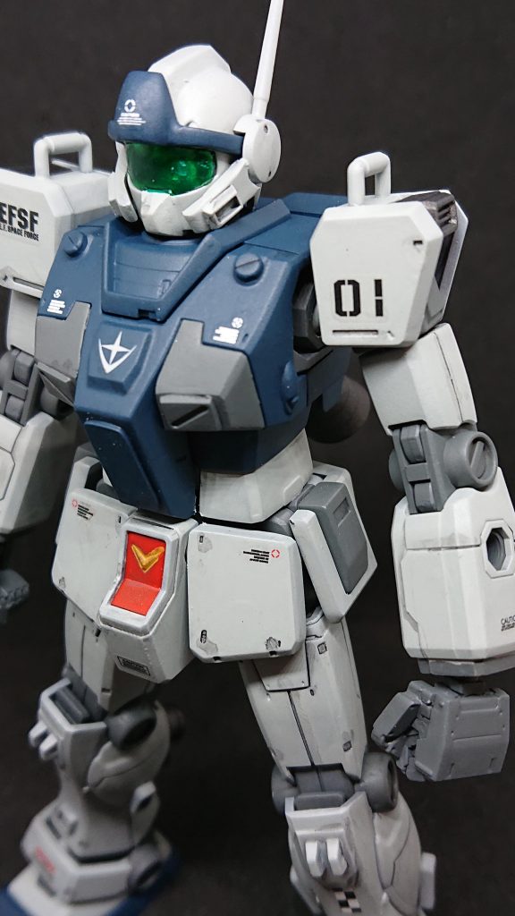 顔をジム改に近づけるようにプラ板とディテールアップパーツで改修。