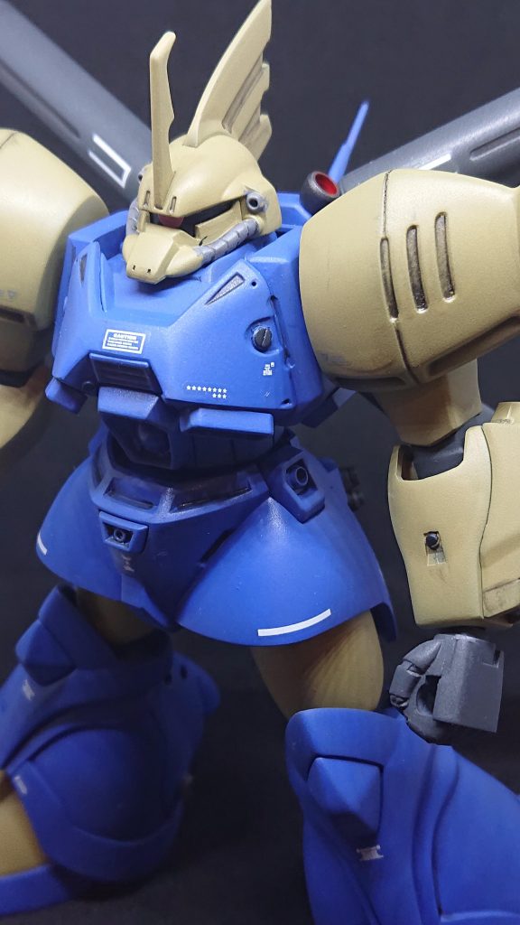 胸のダクトはディテールアップパーツに置換え