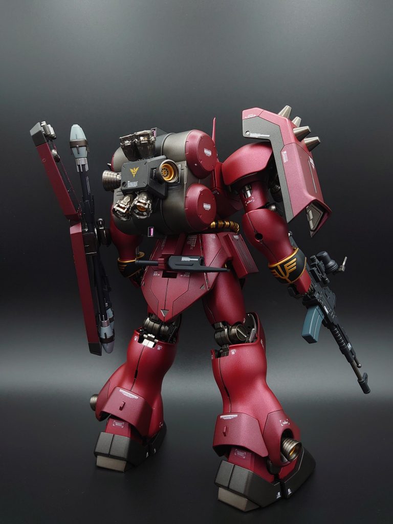 時間はかかりましたが作っていて本当に楽しいキットでした。次回は量産機にも挑戦したいと思っています。