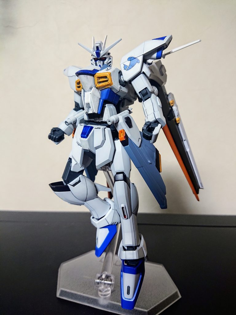 ブリガディア(brigadier)准将少将の下の将官ま、パイロット繋がりの洒落です左肩のラッパのマークがチャームポイント 