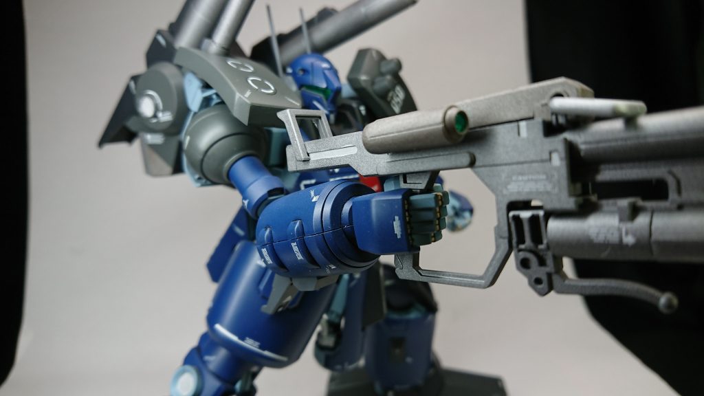 本体は面出しとスジ彫りの彫り直ししかしていません。