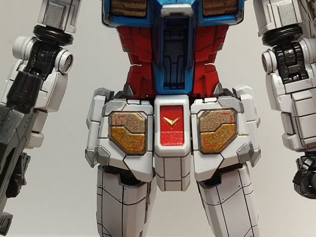 ゴールドは下地が大事なの忘れてました。黄色の上から吹いたら発色が今一でした。下はクリアオレンジで色を濃くしています。