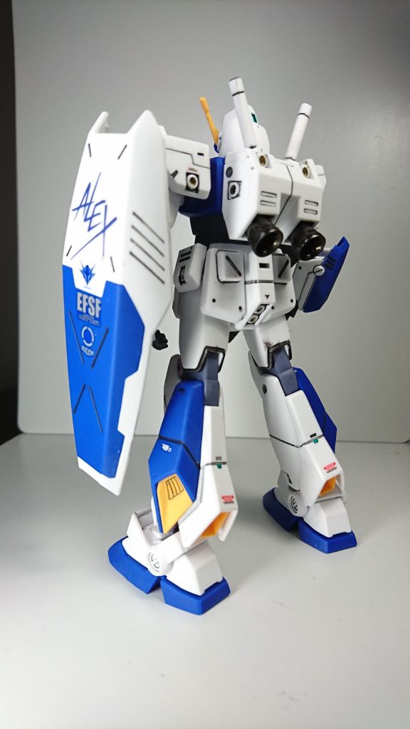 ハンドパーツは大きく感じたのでパジムから拝借しました。バーニアもレンタルにて大型化してます。