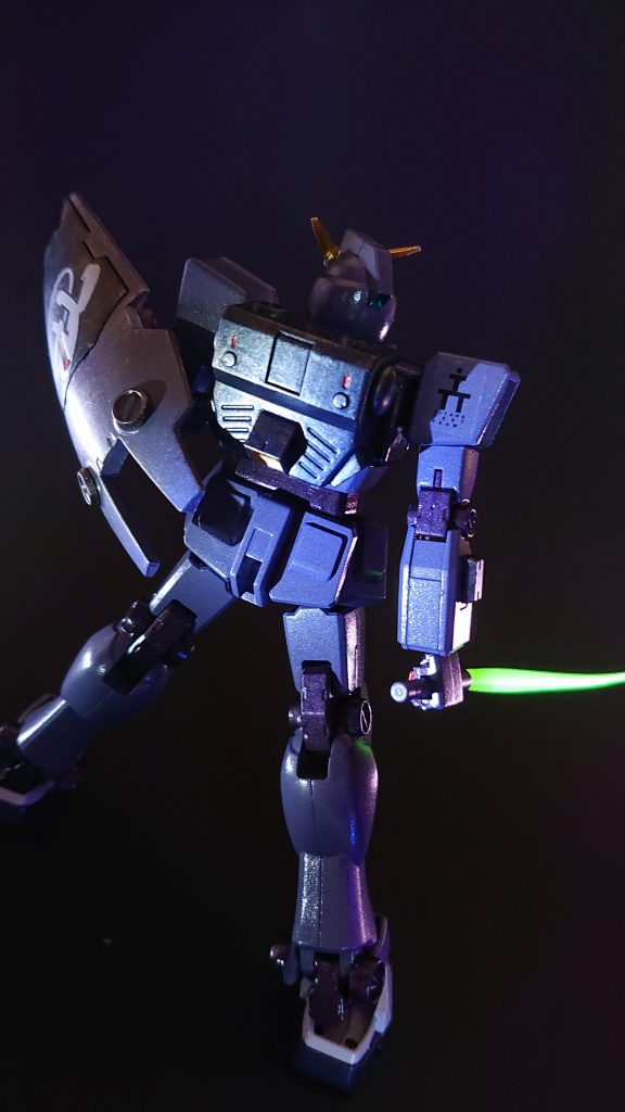 バックショットです。バックパックもガルバルディβのものを拝借。(ガルバルディβの装備品は半光沢かつドライブラシが施されているため若干質感が異なります😅)