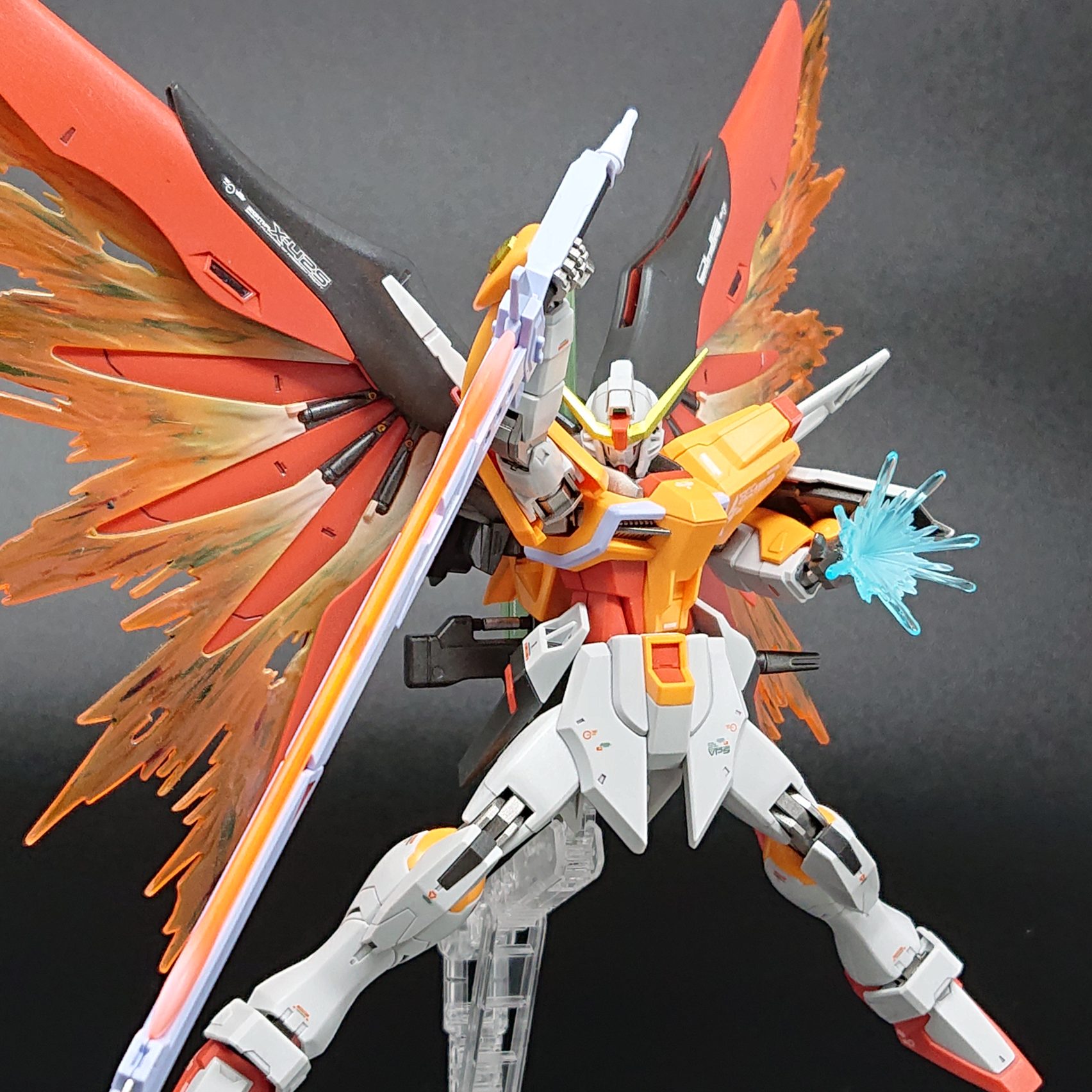 ガンプラ HGCE デスティニーガンダム 塗装済み 完成品 - プラモデル