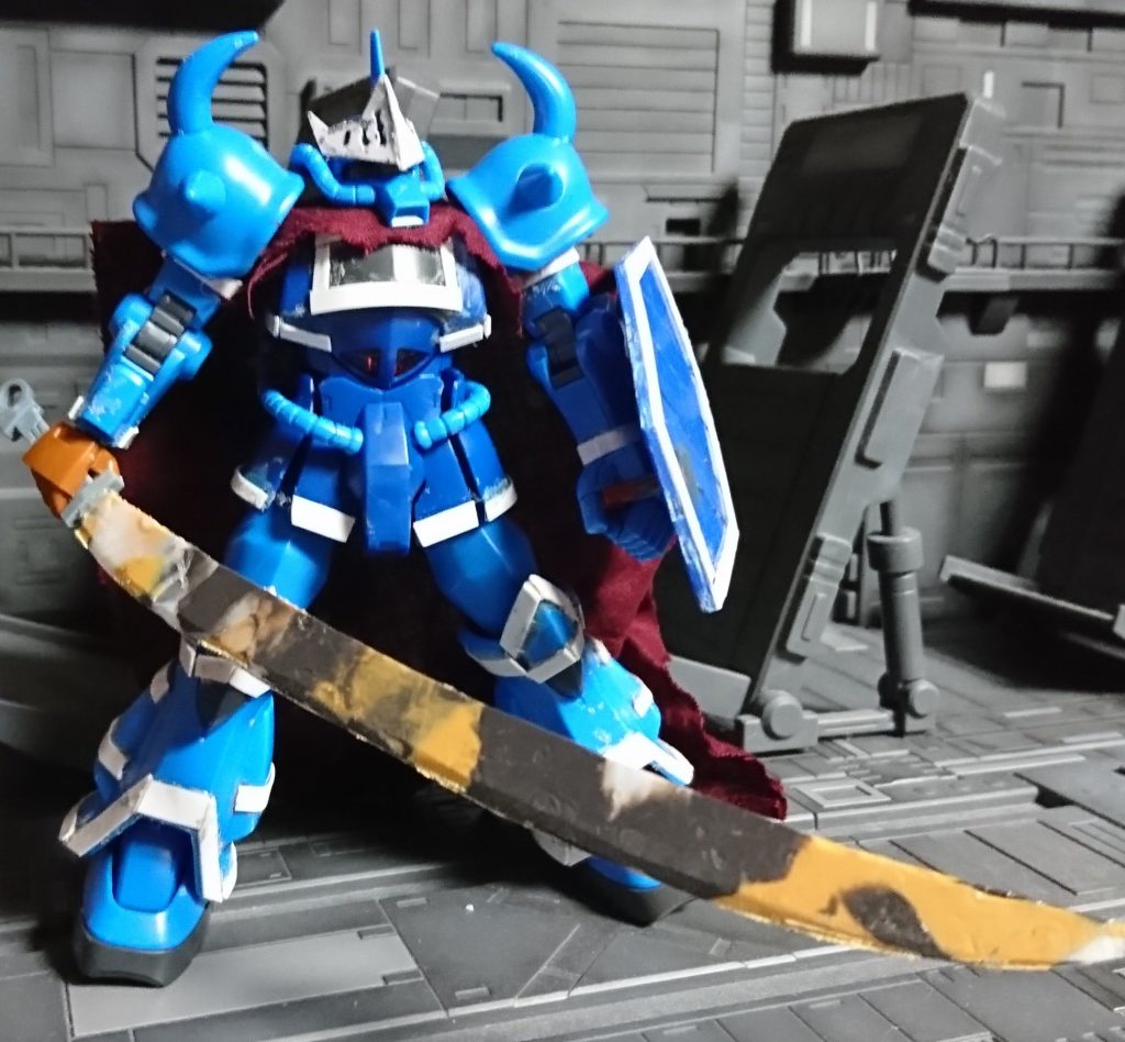 塗装前　盾とヒートサーベル刃はランナーをアイロンで板にしたのを加工　　他にも戦士ザクF2と騎士ガンダムも作成してUP済みですのでよければ観てください（CV:シャクティ）