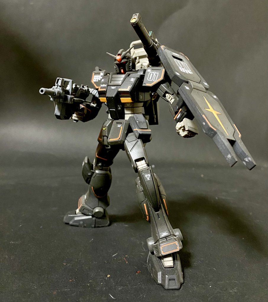 重装備局地型ガンダム–3枚目/制作者：@giyaran23