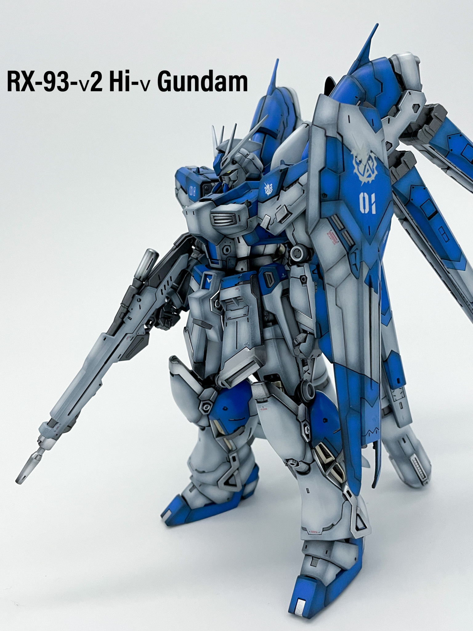 ガンプラ RG Hi-νガンダム グラデーション塗装完成品 ハイニュー