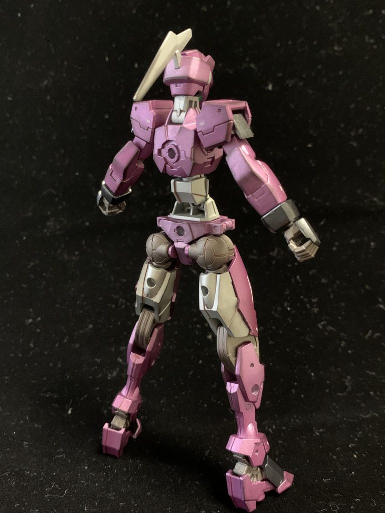 ポニーテール風のブレードアンテナも結構気に入ってます。