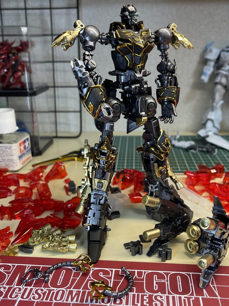 フレームもガンメタルで塗装ところどころにシルバーやらブラックやら塗ってあります最後まで見ていただき、ありがとうございましたまたよろしくお願いします♪