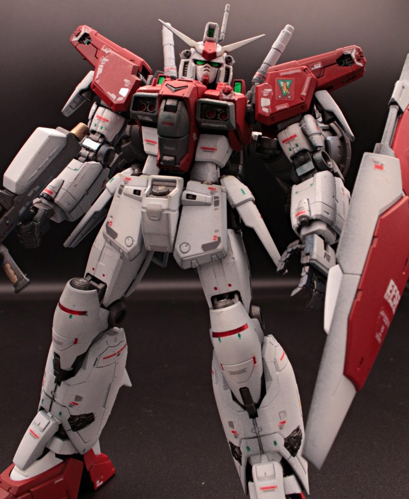 カラーリングと付属のリアリスティックデカールに大苦戦しました宇宙船などのカラーを意識して初めてでしたが軽くグラデーション塗装してます使用したのはMr.フィニッシングサーフェイサーブラックからTAMIYAフラットホワイトを上から塗装してますかなりウェザリングみたいになりました いい感じ    