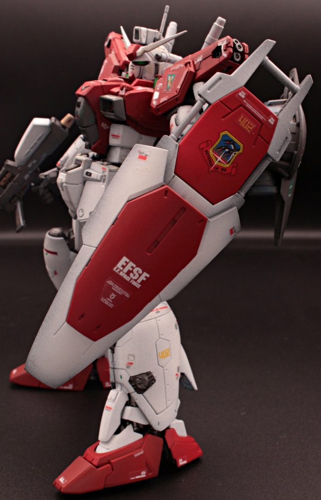 このシールドは特にお気に入りです キマイラ隊のデカールを貼ってます