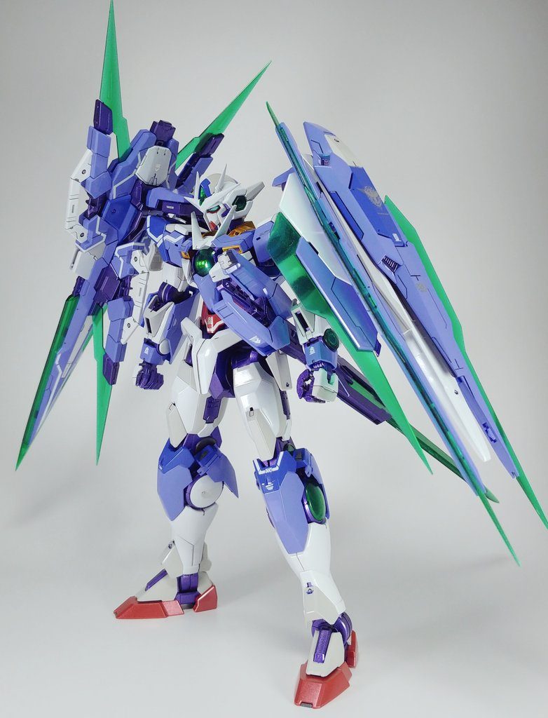 MG ダブルオークアンタフルセイバー｜まぐろんGPさんのガンプラ