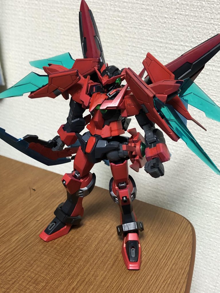 アメイジングエクシアをベースに武装はTRYファンネル以外は近接特化にしました。