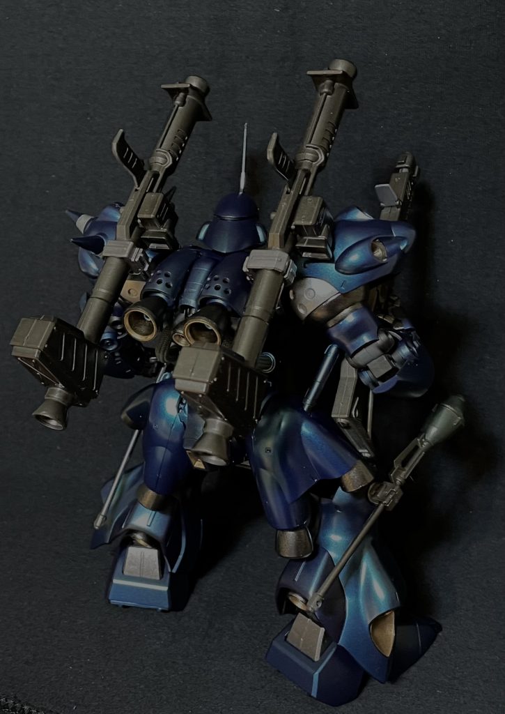 角度や光の加減で色が、、ブルー強め？うまく撮れない、、、