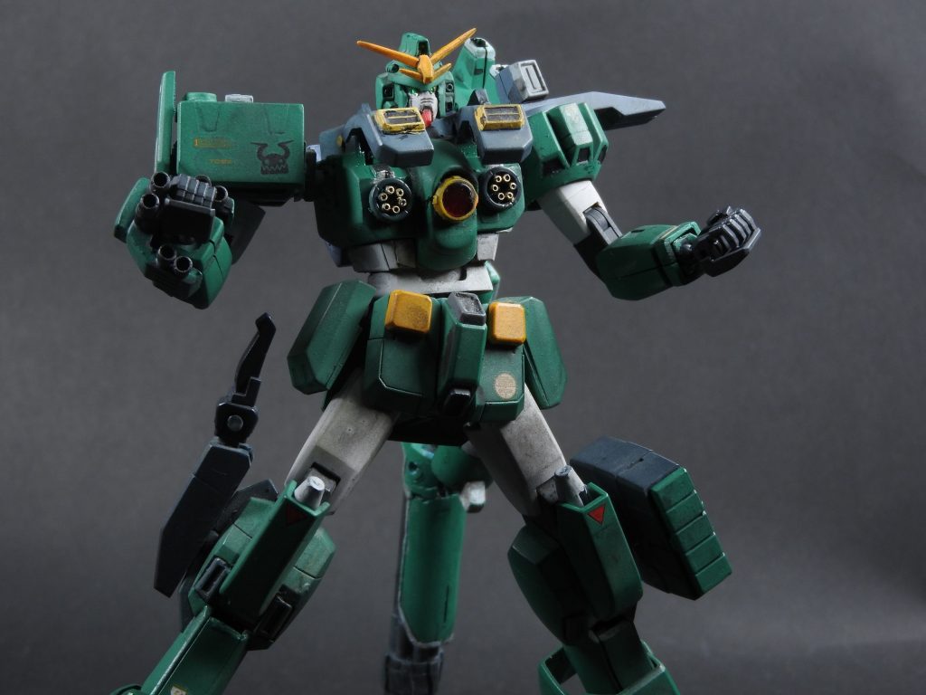 ブレストガトリングもコトブキヤ製MSGに置き換え。ちょっとディテールも付け足してます。