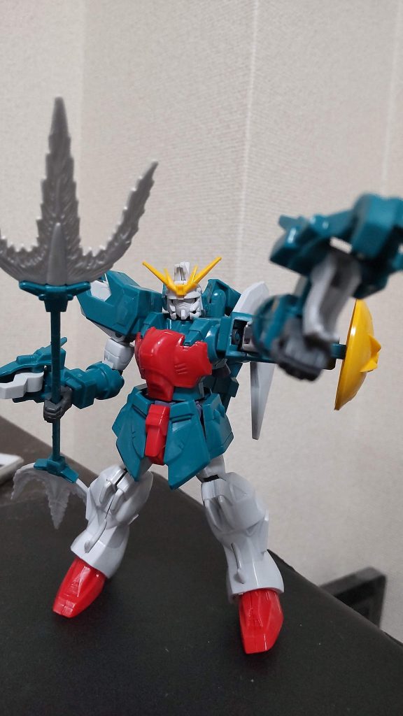 塗装前・改修前の状態です。こう見ると足は少し短いかなと感じますね。