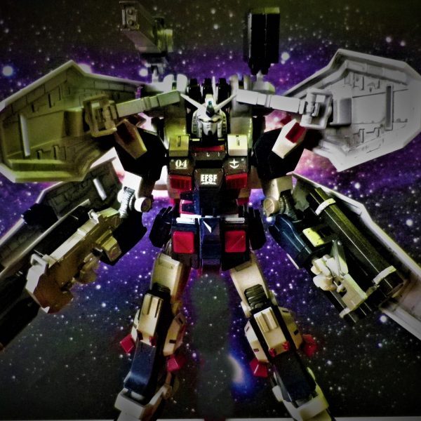 サンダーボルト版フルアーマーガンダム‼四つの盾は伊達ではない！美少女フィギュア系でなくてすいません！（笑）