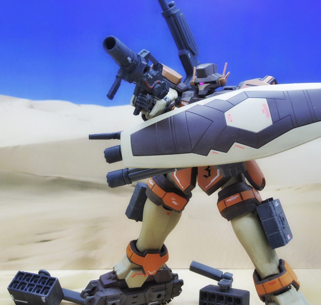 カトル『トロワ、使った装備は、放棄してもらって構いません。後でラシードたちが回収してくれます。』トロワ『これで少しは身軽になるな』