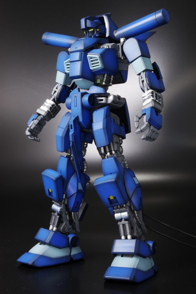 お店で物色中に何気なく手に取ったMGネモ。箱には「あらゆる環境でもフレームだけで動ける。」ようなことを書いてた(…気がする)ので、フレームだけ…?…九郎かな?構想10秒で2年越し(ほぼ手つかず)に完成しました。