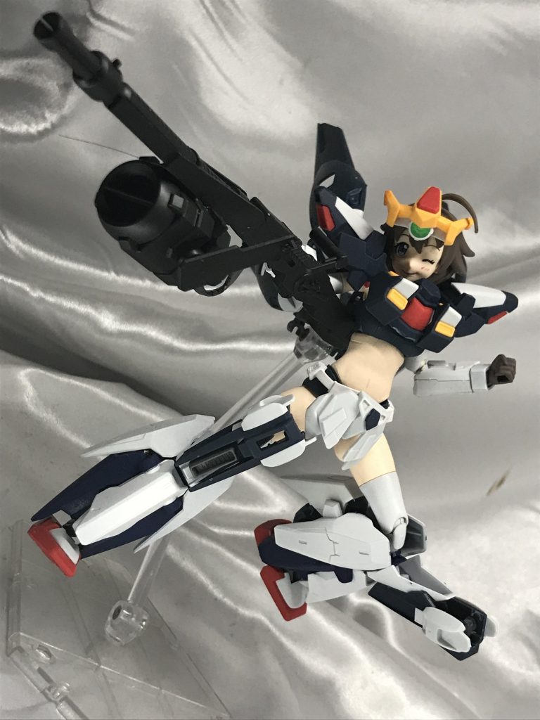 シスクードナミさん(白–4枚目/制作者:珠衣明