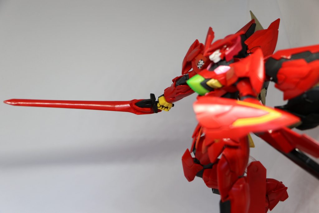 ゼドラントブレイドχ ゼドラントシールド他の機体でも使えるようにマルチアタッチメント化されたシールドと剣