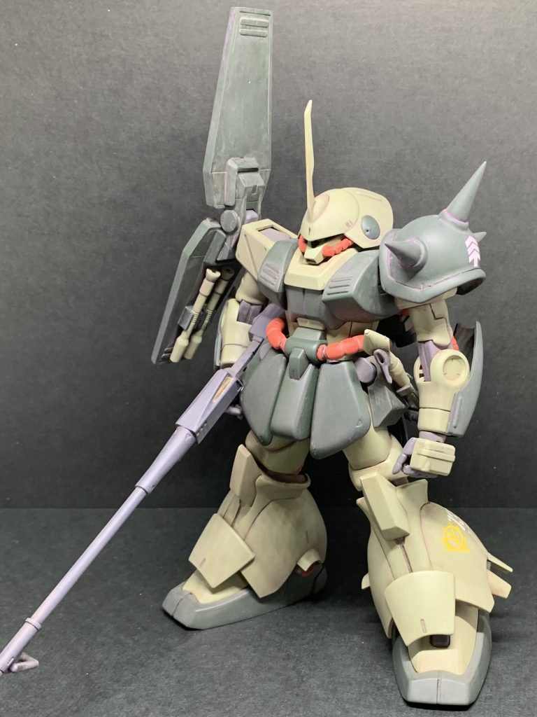 海ヘビを隠すとこが見つからなかったので、腰から下げました。