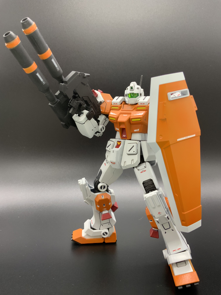 デカールは”RG νガンダム用”、