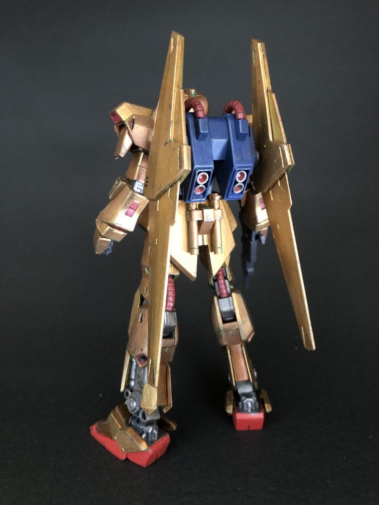 あるミレニアムパズルの塗装の練習にもなるかなと思いせっせと塗りこんであります。