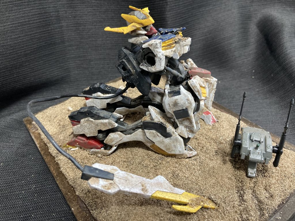 ジオラマは初めて作りましたが、普通にキットを組むのとはまた違った楽しみがありますね。色々ストーリーを思い描いたりと、まぁ、その分キリがないんですがwご覧いただきありがとうございました。