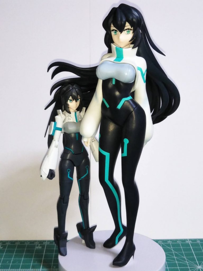 おまけ　プライズフィギュアとツーショット
