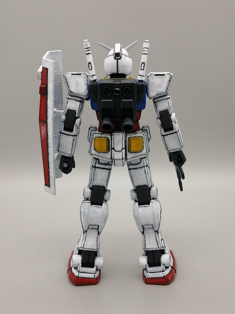 下地の黒をどの位残しつつ上塗りするかの塩梅が難しいです。私の筆塗り作品はエッジの黒の印象がくどすぎるかな～と反省です。