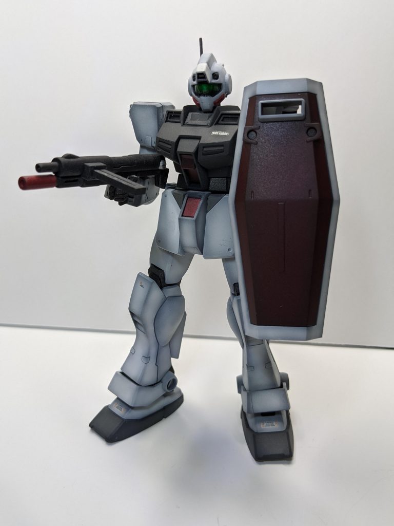 見た目はただの寒冷地ジムですね（笑）一応素体はジム・スナイパーⅡを使用しています(^^)