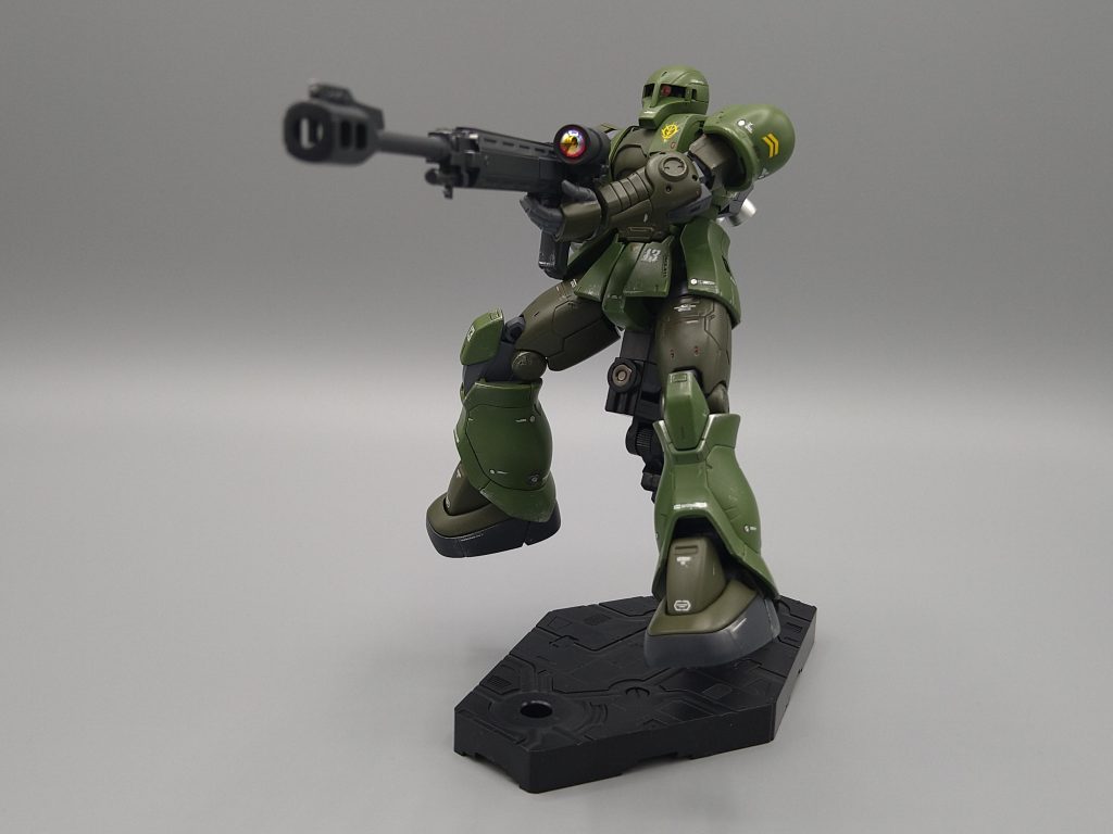 アクションベースを使うと浮遊感が増します。対艦ライフルがかっこいい！