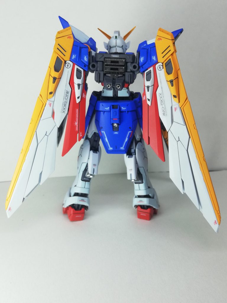 バックランドセル、リアスカートのスラスターはメタルパーツに変更