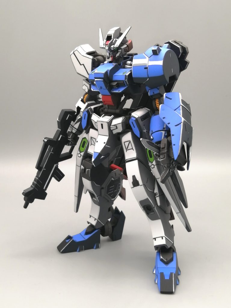 ベースは部分塗装（クレオスMr.カラー使用）の成形色仕上げです。影色をクレオス水性ホビーカラーでハイライトを田宮エナメルで塗装しました。