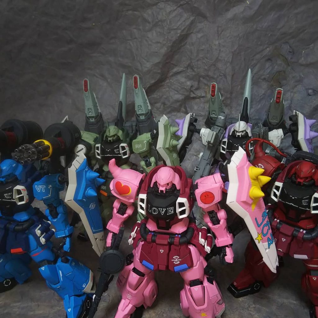 MGザク5体揃い踏み