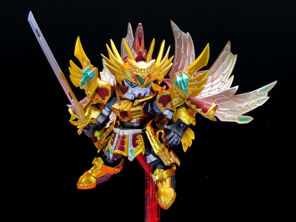 カラーリングは一部アレンジしています。各部分にレッド、オレンジ、イエローでグラデーションを入れています。