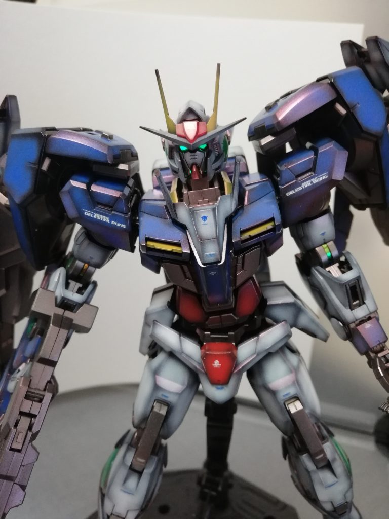 一応付属のLEDを仕込んで見ました