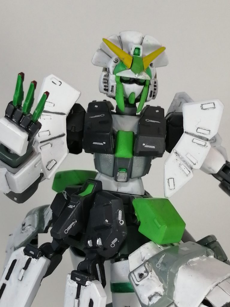 HGブルデュエルの投げナイフ手パーツがあったので塗りなおして差し替えで「投げナイフを構えるメイドさん」でポージングできるようにしました。メイドといったら投げナイフ、重火器ですよね。