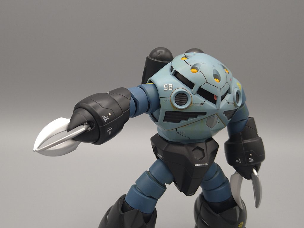 とても愛くるしい姿。これだからガンプラはやめられません。