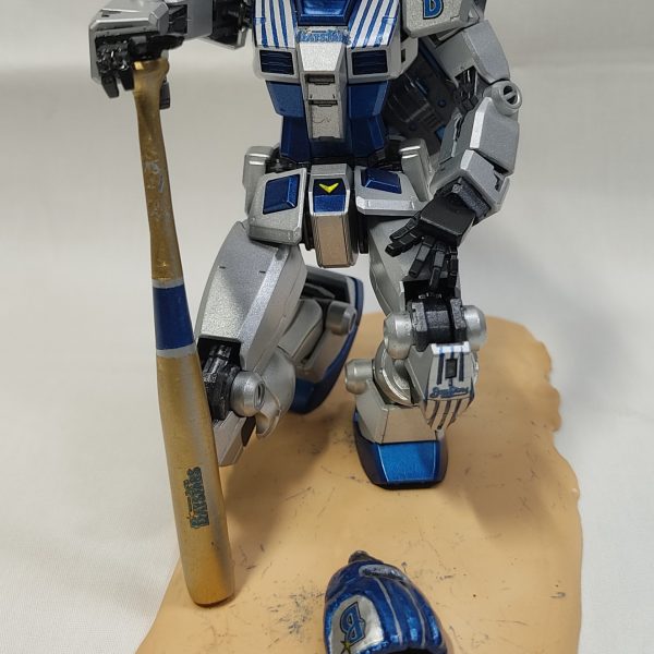 超強力助っ人ガンダム参上　プロ野球ベイスターズ仕様