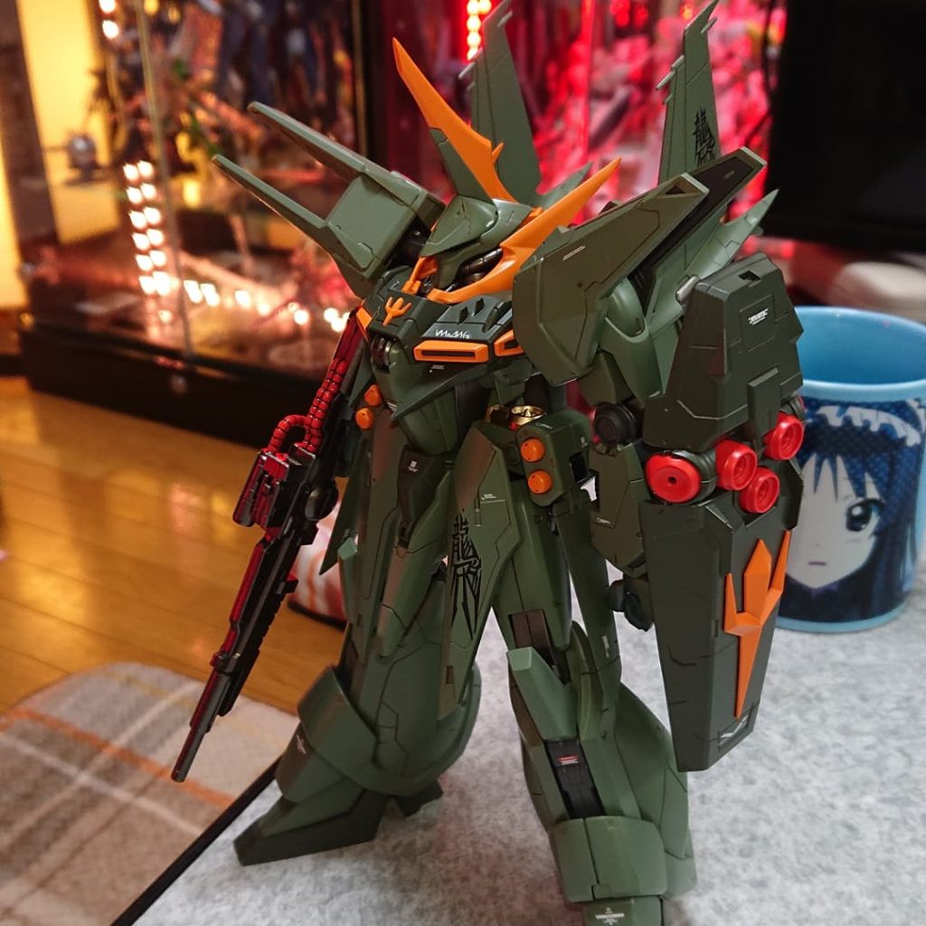 全体像。アリアス・モア機をイメージしました。