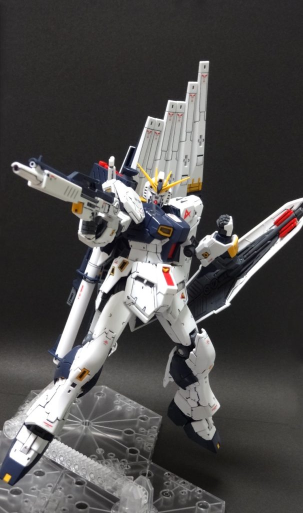 νガンダム–2枚目/制作者：メカの種