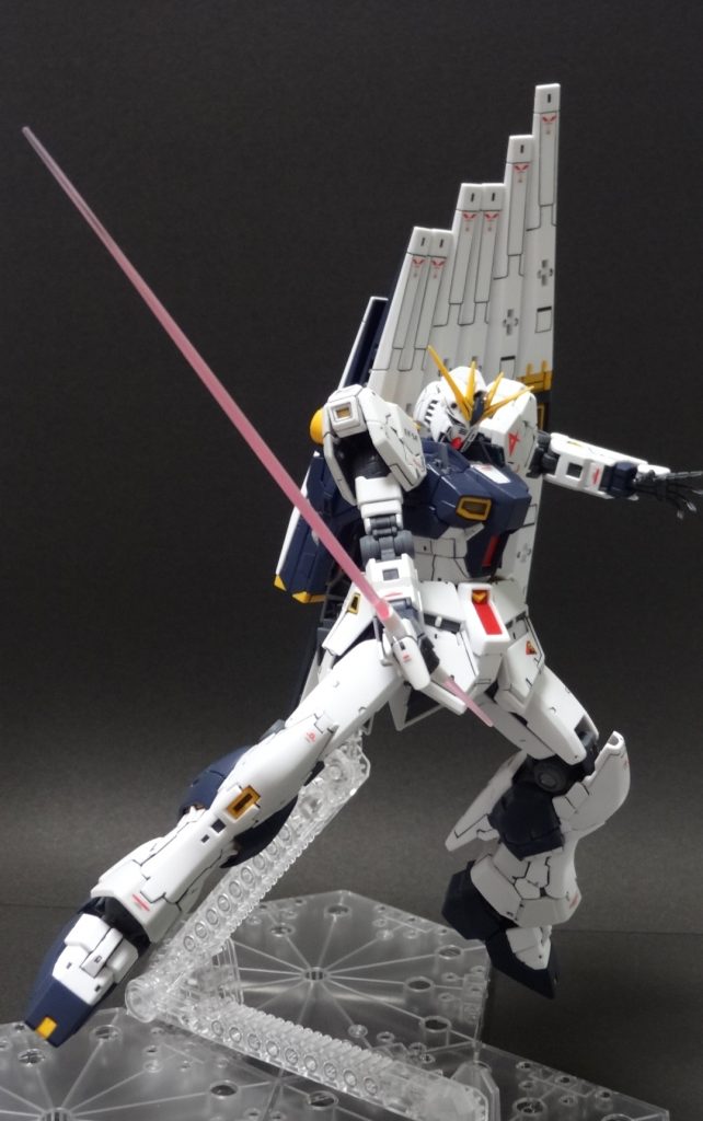 νガンダム–3枚目/制作者：メカの種