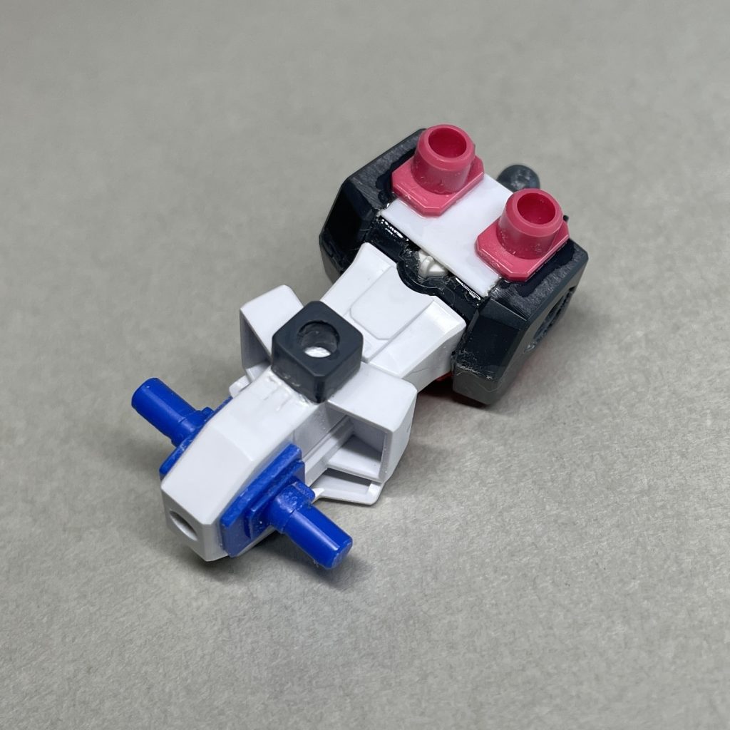 塗装前の胴体(うしろ)