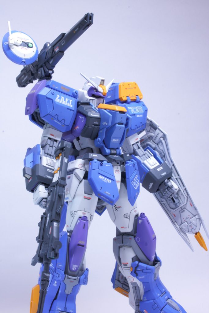 MG デュエルガンダム”アサルトシュラウド”–4枚目/制作者：Machi