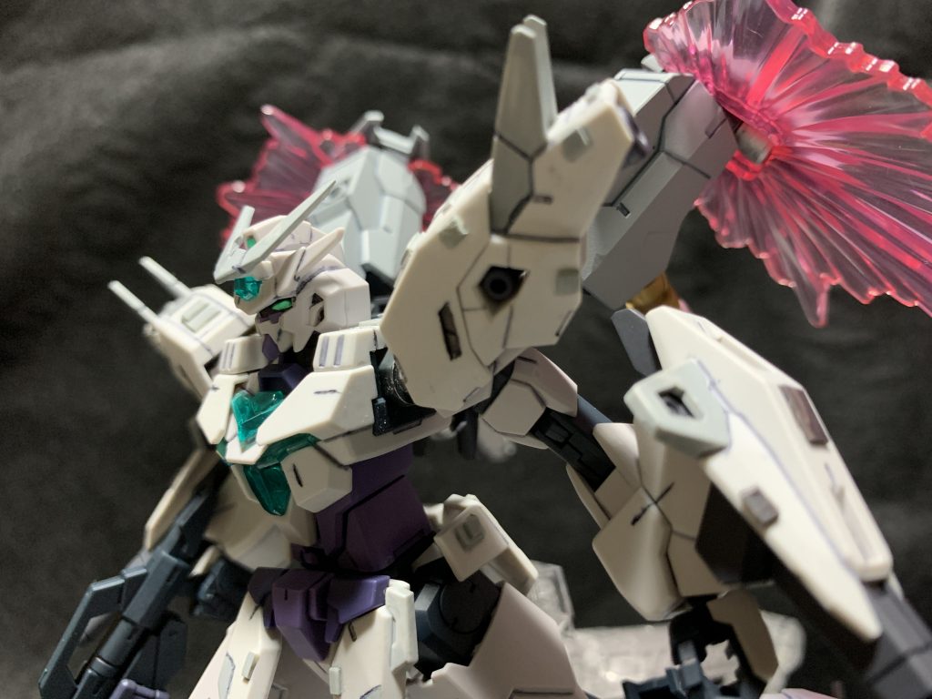 発進!エフェクトパーツをV2ガンダムの光の翼のように展開。ミノフスキードライブ搭載機のようです。